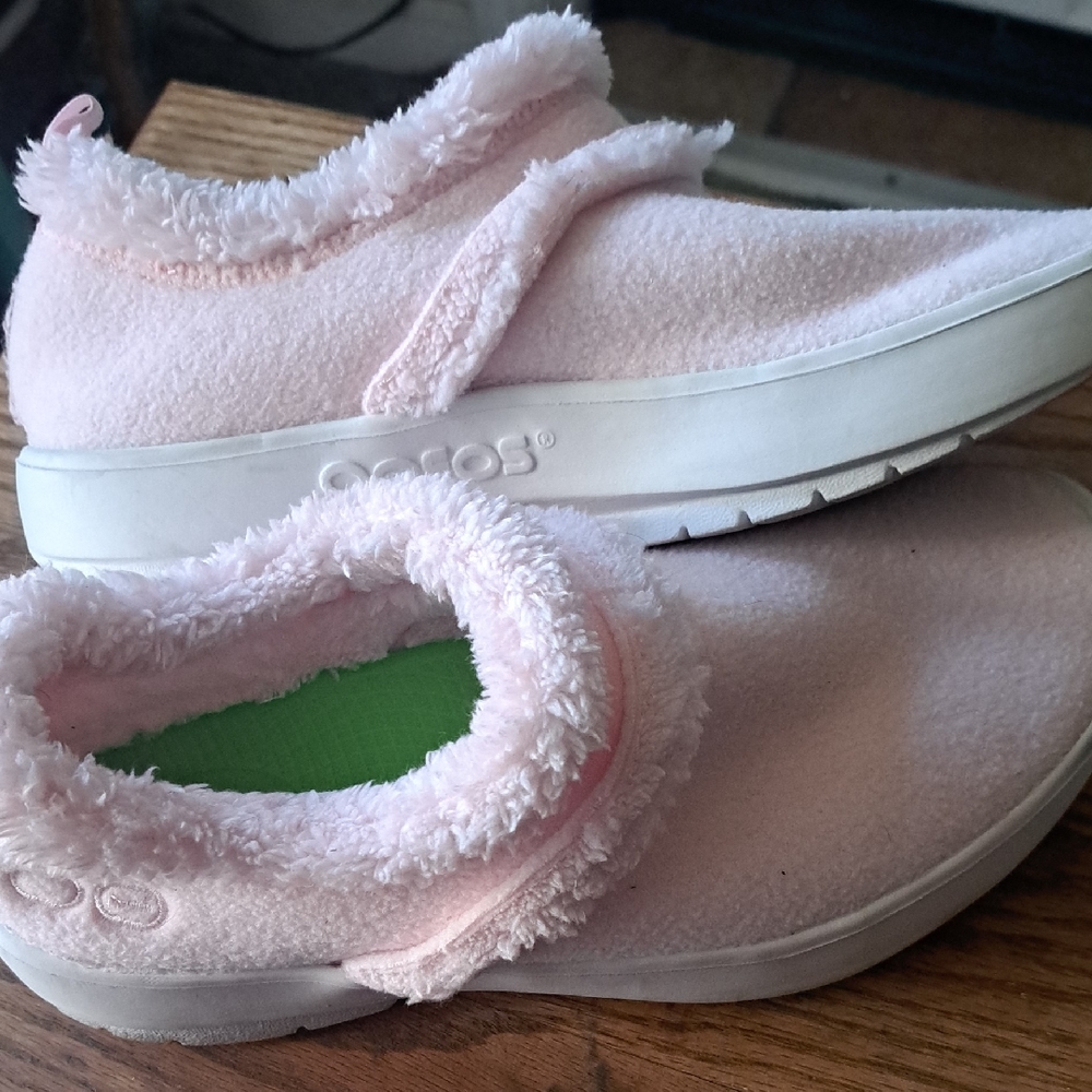 Oofos OOcoozie WomensShoe Slippers Comfort Fleece